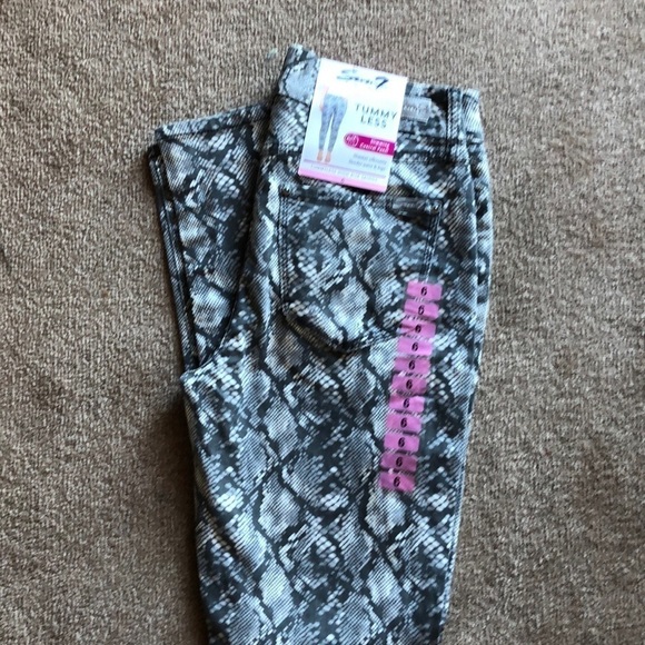 NWT Seven Tummy Less Pants - Picture 1 of 5